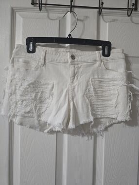 Guess Y2K Destructed White Denim Low Rise Cutoff Micro Shorts, Size 28, EUC!